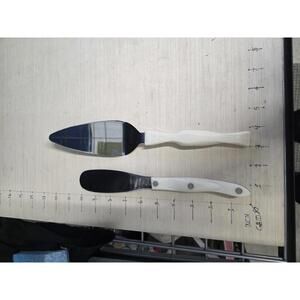 Cutco 1768 Spreader Serrated Edge, 1754Slice-N-Serve, White Pearl Handles